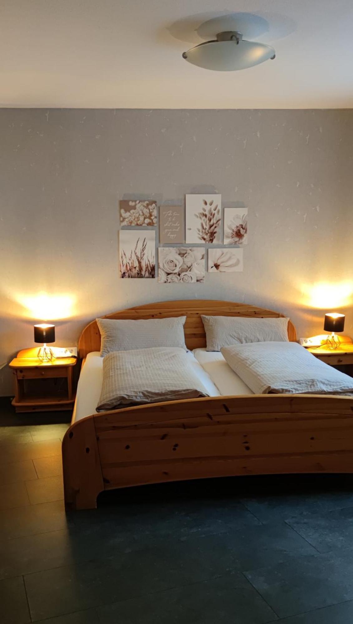 Ferienwohnung Nadine Petschler Obereisenheim Luaran gambar
