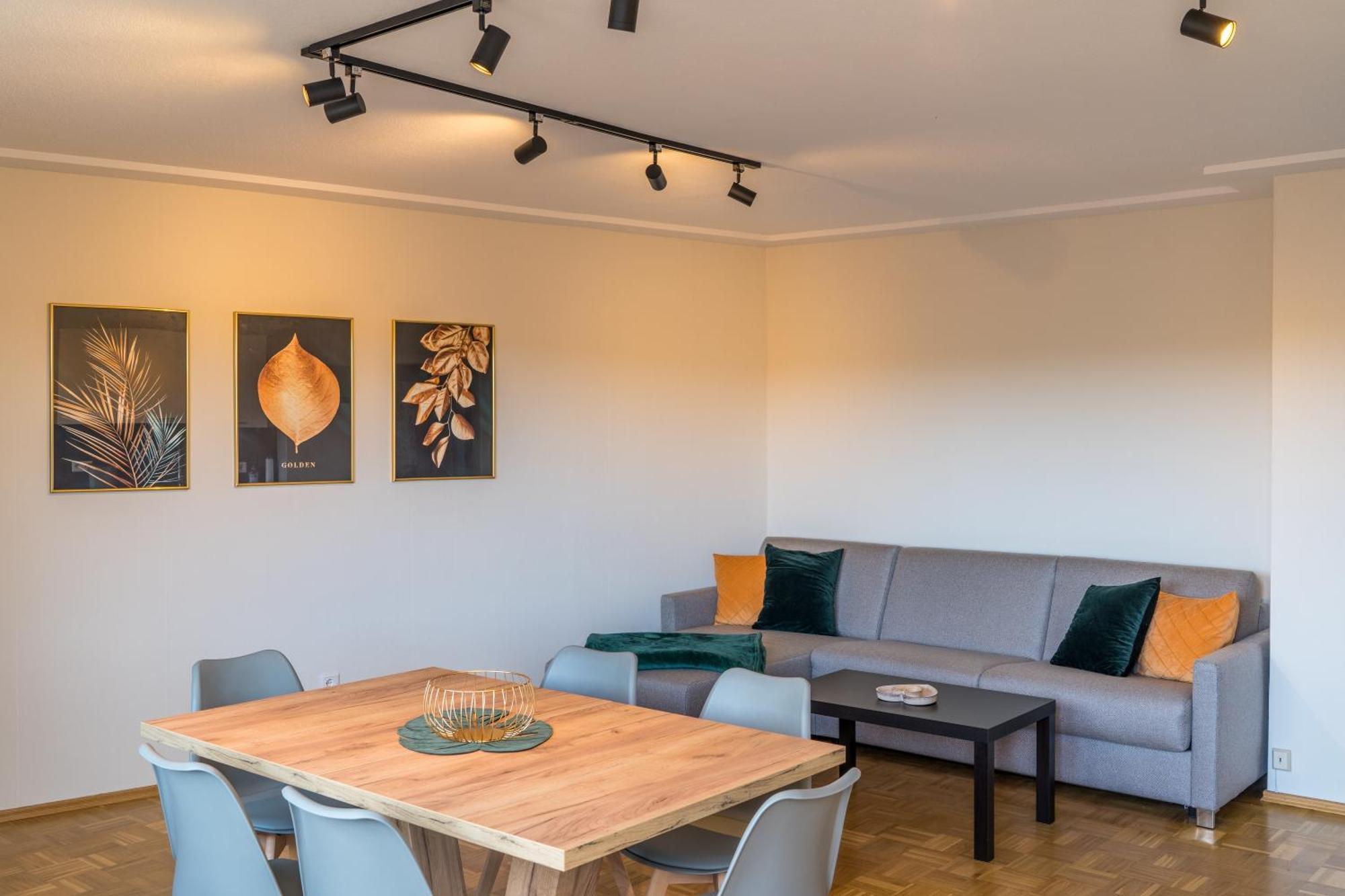 Ferienwohnung Nadine Petschler Obereisenheim Luaran gambar